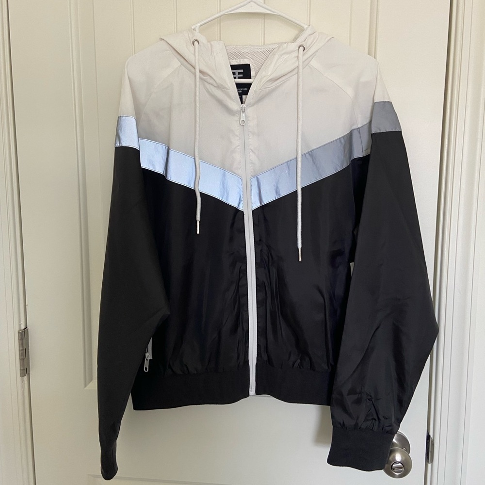 Red‎ Fox men’s reflective windbreaker — XL